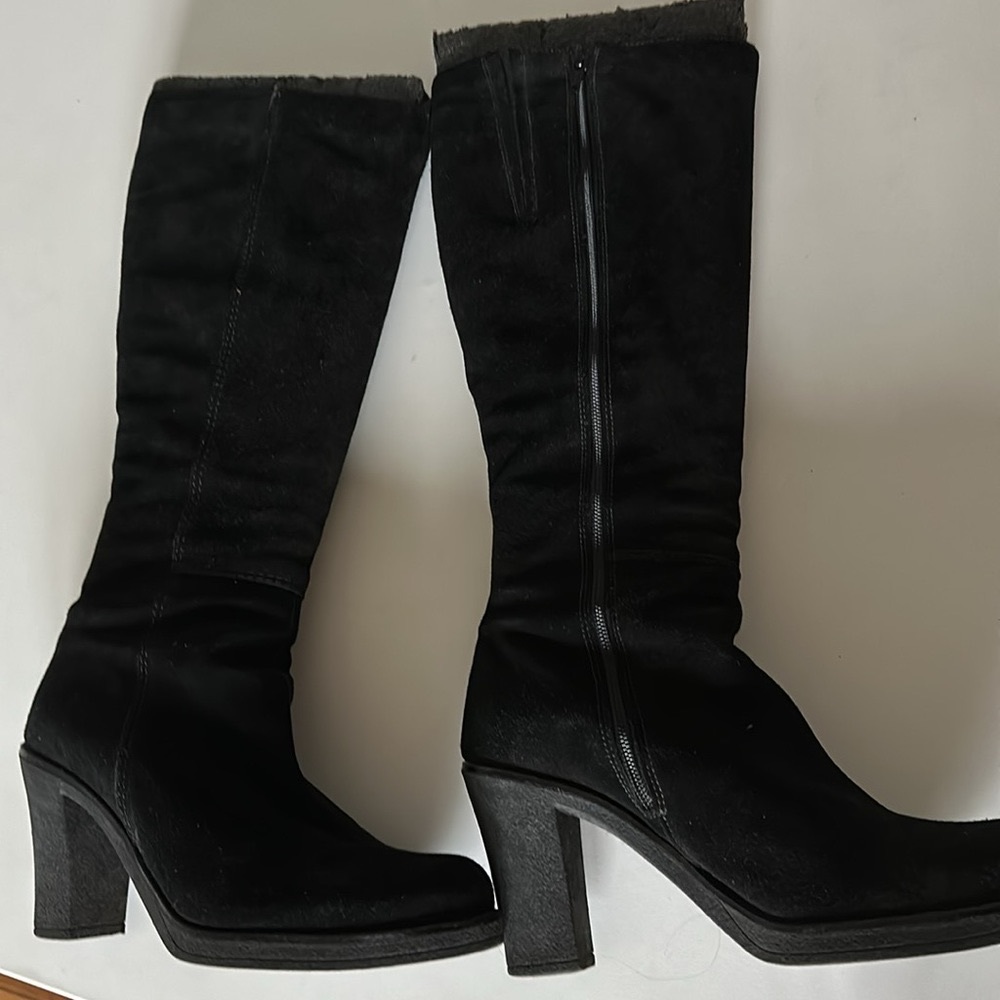 Black boots